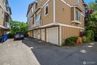 12041 33rd Ave NE, Seattle, WA 98125