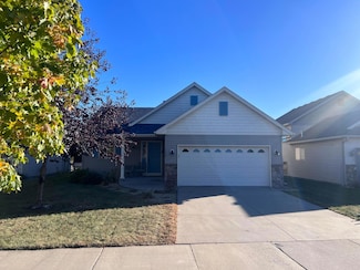 5548 Knollwood Dr, Saint Cloud, MN 56303