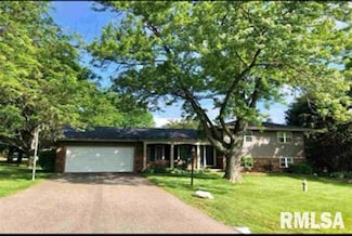 8109 N Blackbridge Rd, Edwards, IL 61528