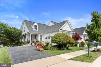 572 Lake Redman Ct, Seven Valleys, PA 17360