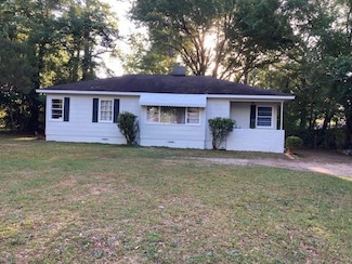 305 Sunny Ln, Dublin, GA 31021