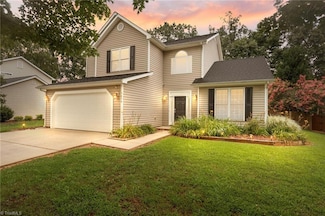 3656 Shadow Ridge Dr, High Point, NC 27265