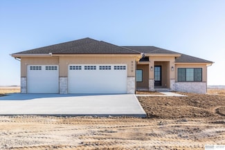 11056 N 173rd St, Bennington, NE 68007