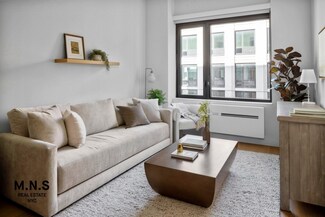 11 Ocean Pkwy Unit 923, Windsor Terrace, NY 11218