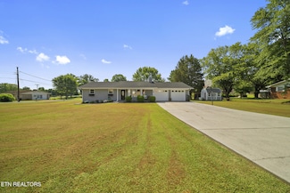 504 Westland Dr, Sevierville, TN 37862