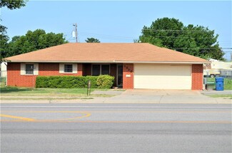 1512 N Glenn L English St, Cordell, OK 73632