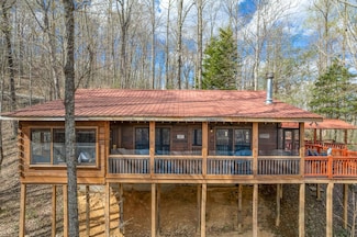 688 Little Bushy Head Rd, Blue Ridge, GA 30513