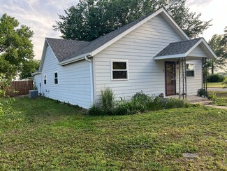 510 Euclid St, Clifton, KS 66937