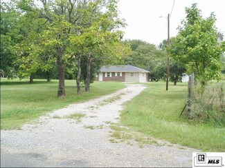 1150 Bran Rd, Oak Grove, LA 71263