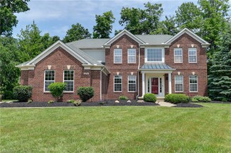 2781 Redwick Ct, Avon, OH 44011