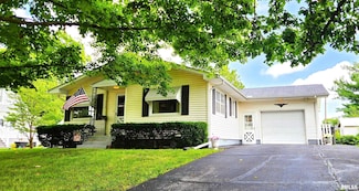 204 NW 3rd Ave, Aledo, IL 61231