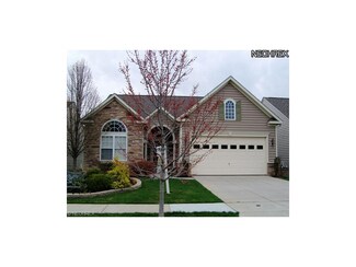 4989 Lake Forest Dr, Peninsula, OH 44264