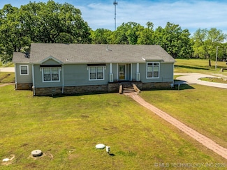 705 Palmer Ave, Pawhuska, OK 74056