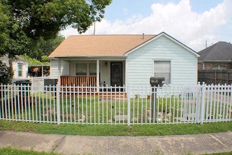 7721 Brumblay St, Houston, TX 77012