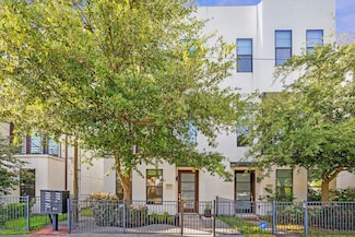 1704 Alamo St Unit A, Houston, TX 77007