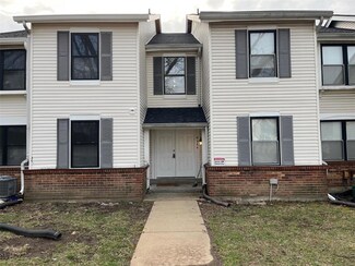 6466 White Cap Ln Unit A, Florissant, MO 63033