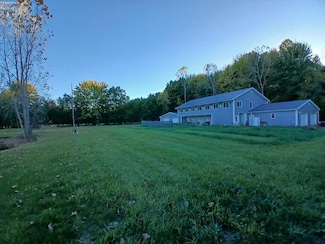 305 W 10th St, Sycamore, OH 44882