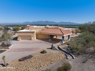 6720 Raasaf Cir, Las Cruces, NM 88005