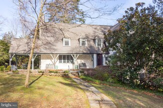 23 Meadow Ln, Wallingford, PA 19086