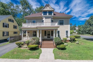 128 Maplewood Terrace, Springfield, MA 01108