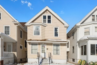 1518 Bever Ave SE, Cedar Rapids, IA 52403