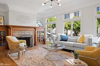 523 Pierce St, San Francisco, CA 94117