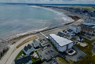 493 Ocean Blvd Unit 2, Hampton, NH 03842