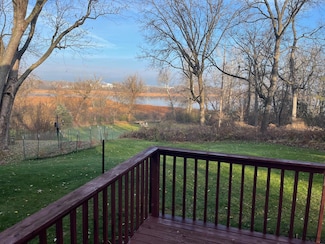 616 Ridge St, Stoughton, WI 53589