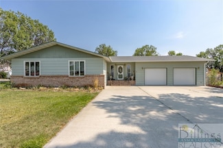 1222 2nd St E, Roundup, MT 59072