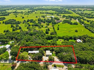 7128 Grubbs Rd, Aubrey, TX 76227