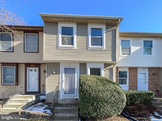 711 Brethour Ct, Sterling, VA 20164