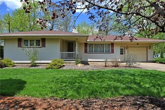 170 Earl Dr NW, Warren, OH 44483