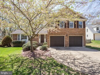 4514 Gilbertson Rd, Fairfax, VA 22032
