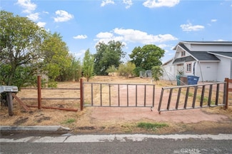 2923 Elm Ave, Merced, CA 95348