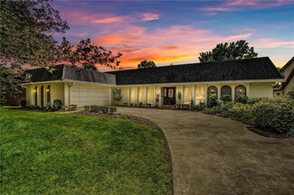 2020 Forest Club Dr, Orlando, FL 32804