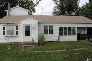 3610 Stewart Rd, Monroe, MI 48162