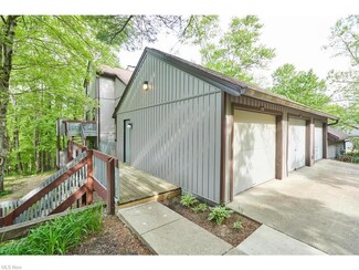 2130 Pinebrook Trail, Cuyahoga Falls, OH 44223