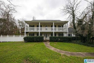 7922 Mullin Rd, Smiths Station, AL 36877