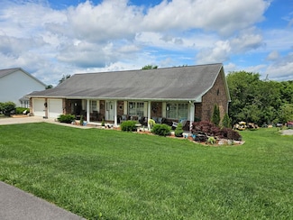 124 Ridgeway Dr, Princeton, WV 24740