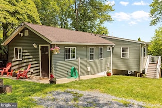 938 Nabbs Creek Rd, Glen Burnie, MD 21060