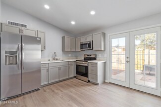 3646 N 69th Ave Unit 20, Phoenix, AZ 85033
