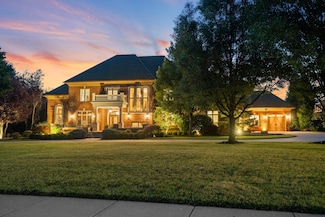 944 Squire Oaks Dr, Villa Hills, KY 41017