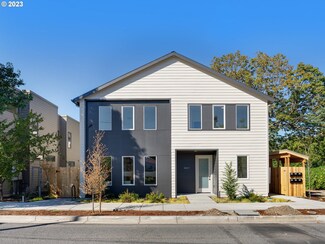 8411 SW 19th Ave Unit 4, Portland, OR 97219