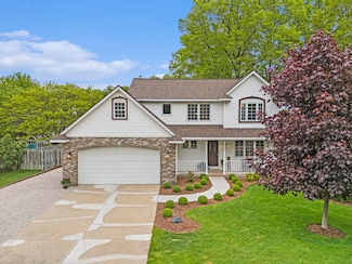 2481 Jameswood Ct, Holland, MI 49424