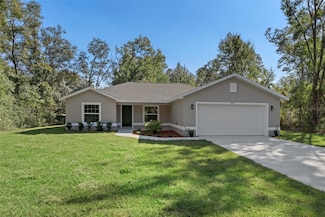 7018 N Foxdale Dr, Citrus Springs, FL 34434
