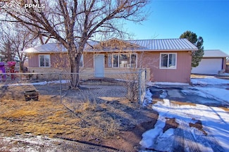 369 G St, Penrose, CO 81240