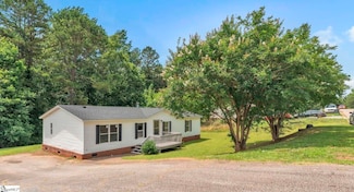 8 Channel Dr, Greenville, SC 29611