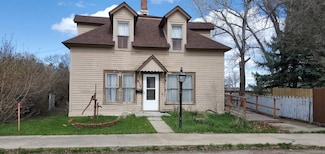 412 W Huron St, Lewistown, MT 59457