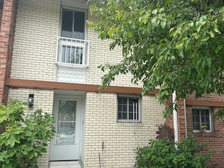103 Birch Tree Ln, Michigan City, IN 46360