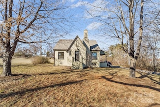 418 Carbon City Rd, Morganton, NC 28655